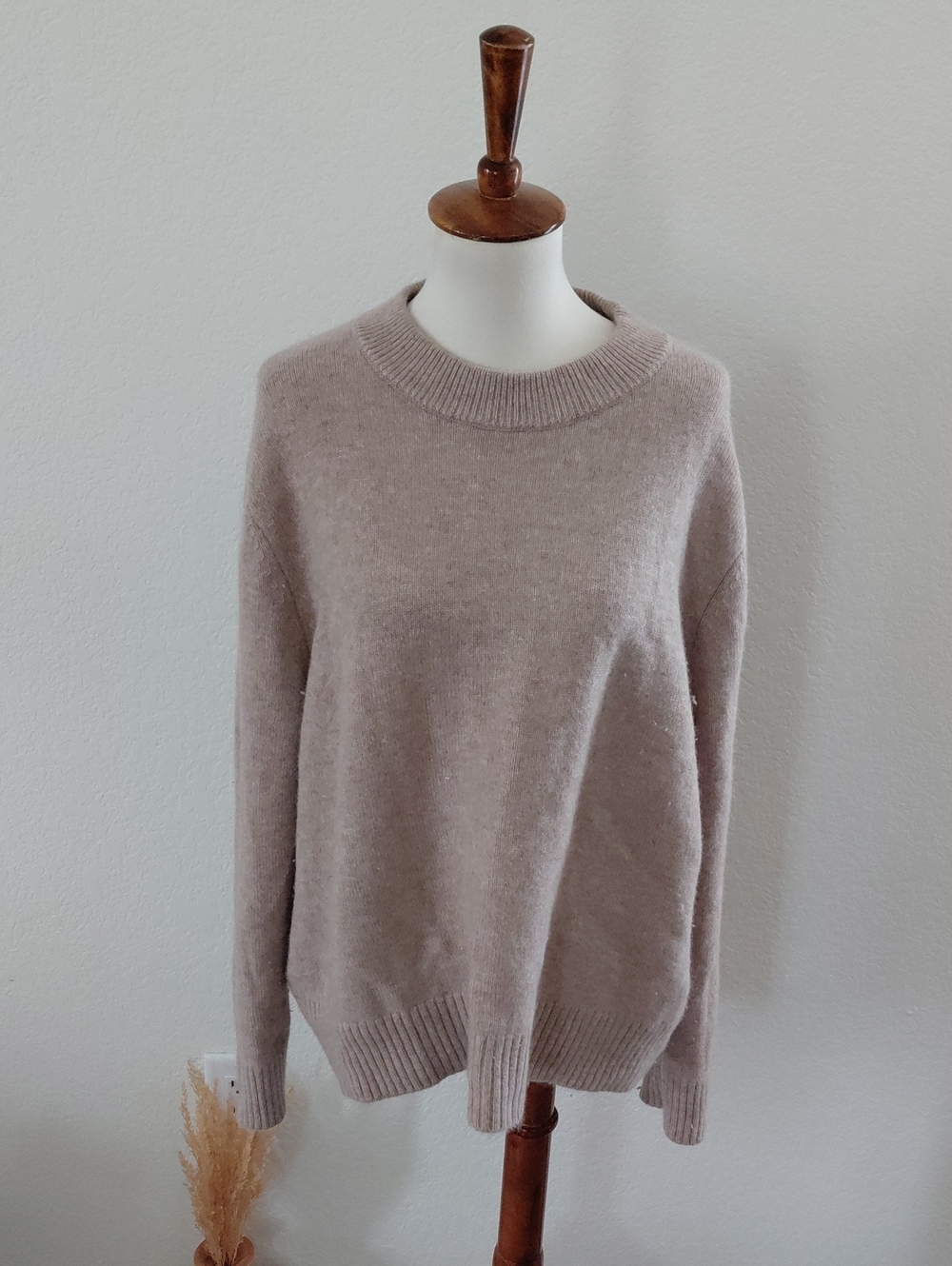 Quince Cashmere Crewneck Sweater